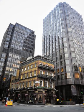 Londra...gece ve gündüz