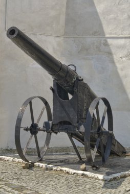 Braşov Kalesi gelen eski savaş topu