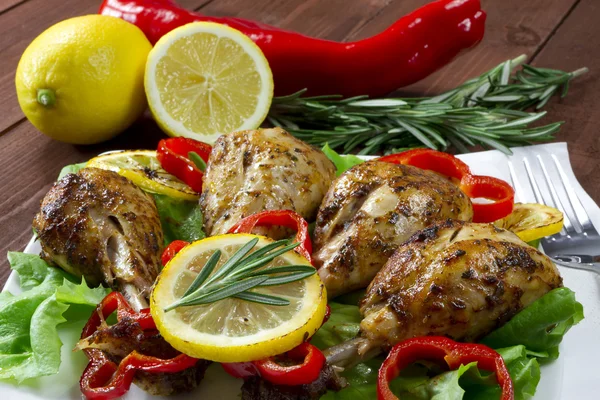 Fried chicken drumsticks — Stock Photo, Image