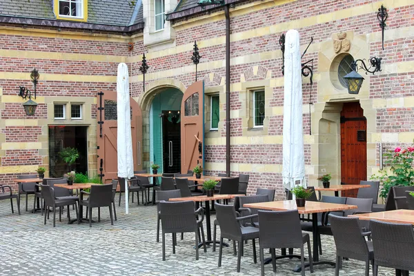 Café im Schloss Heeswijk. Niederlande — Stockfoto