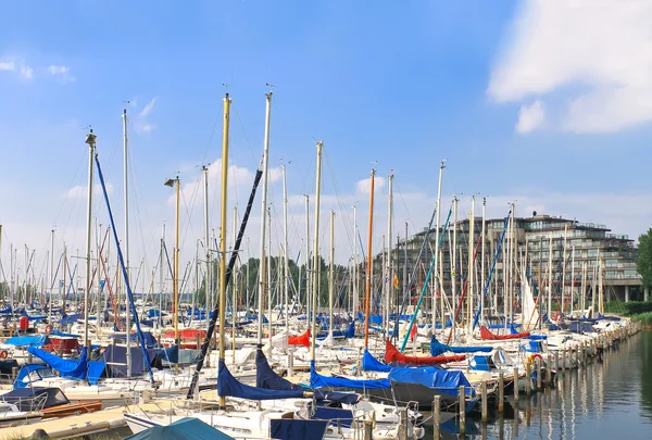 Boats at the marina Huizen. Netherlands — Stock Photo, Image