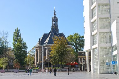 Lahey sokaklarda. Hollanda