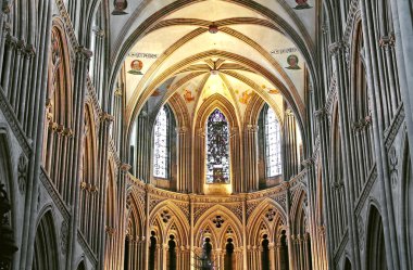 Bayeux'deki katedral içinde. Normandy. Fransa