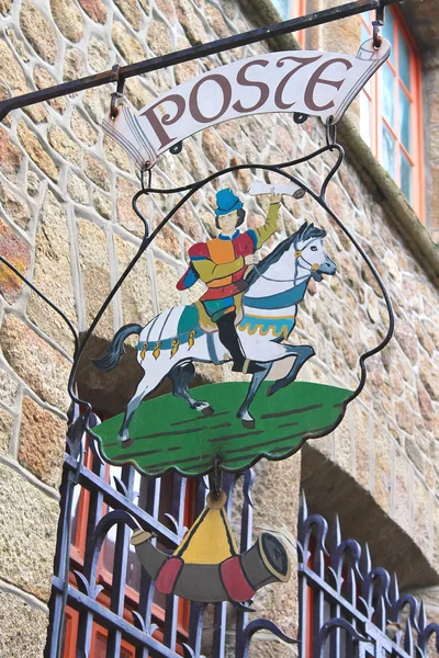 Panneau au bureau de poste de l'abbaye du Mont Saint Mic — Photo