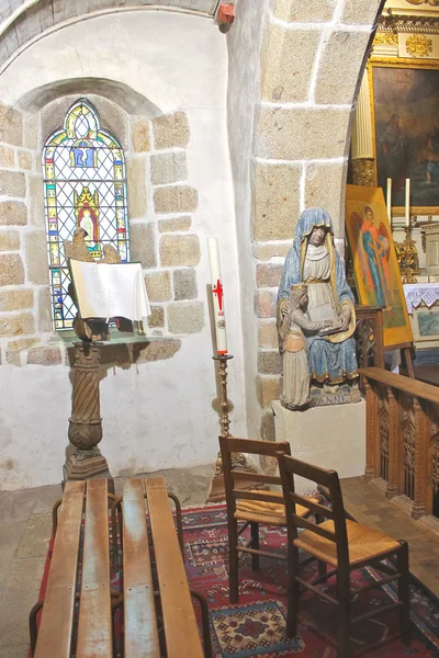 В монастырской церкви Мон-Сен-Мишель. Norfely, France — стоковое фото