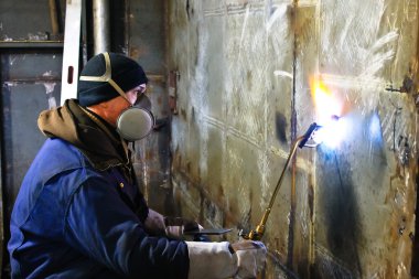 metal bölümü Kaynakçı brülör ısıtır