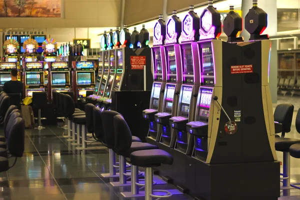 Les fentes dans l'aéroport McCarran à Las Vegas, Nevada — Photo