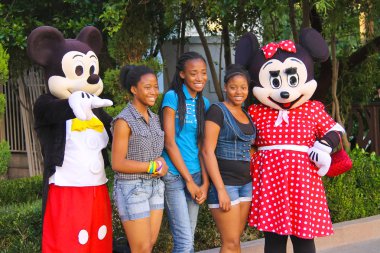 kostüm Miki Fare ve Bayan mickey mouse kablosuz poz aktörler