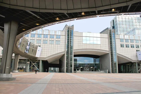 브뤼셀에 있는 유럽 의회 건물 — 스톡 사진