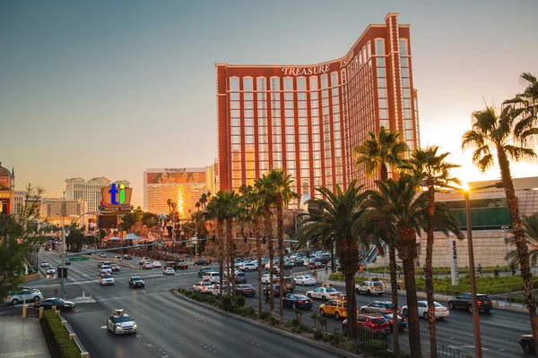 Staden landskap. Soluppgång i las vegas, nevada — Stockfoto