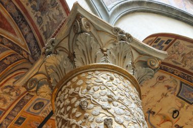 Avlu Palazzo Vecchio 'yu süsleyen freskler. Floransa, Ita