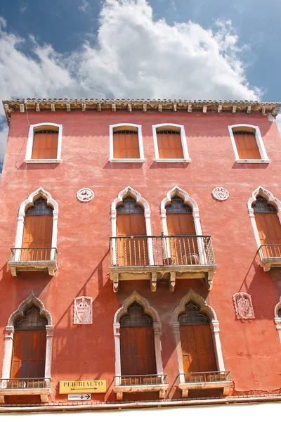 Pintoresca casa en Venecia, Italia — Foto de Stock