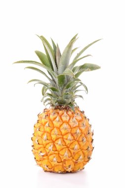 izole ananas