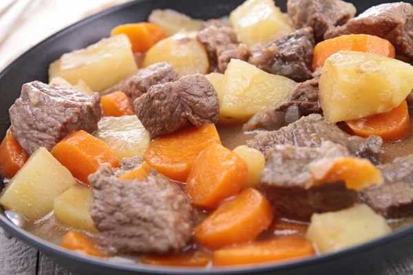 Beef stew and vegetables — Stock Photo, Image