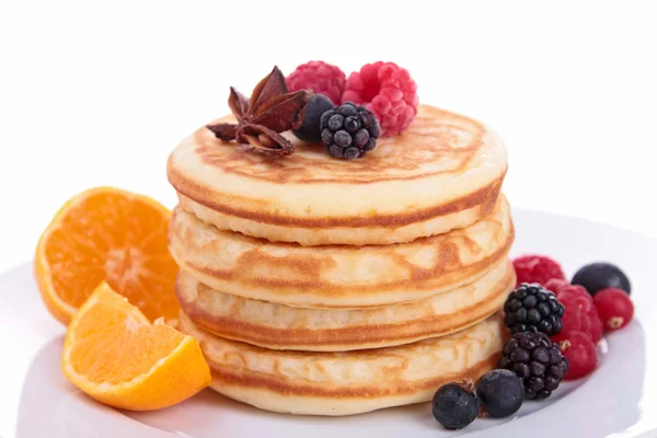 Pancakes with berries fruits — Stock Photo, Image