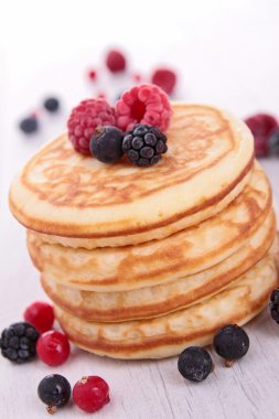 çilek ile Pancakes