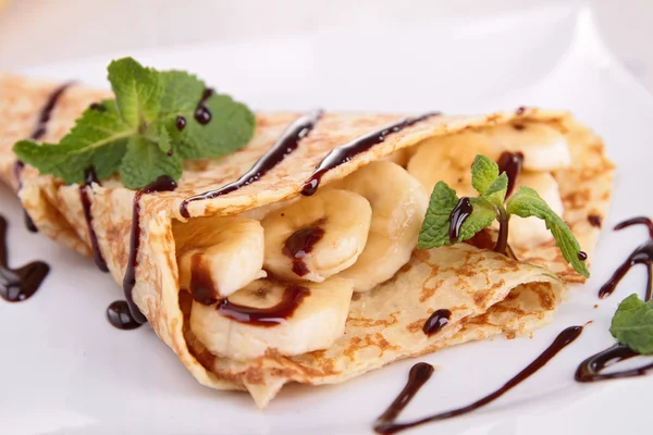 Banana crepe med choklad — Stockfoto