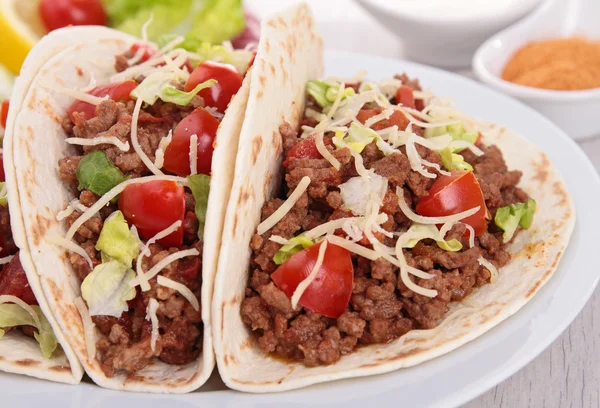 Beef taco — Stock Photo, Image