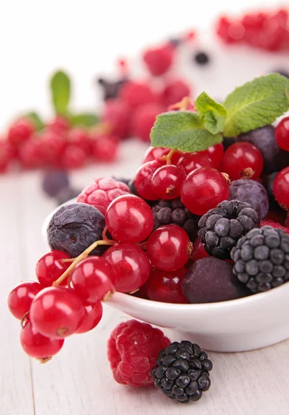 Sortiment an Beeren — Stockfoto