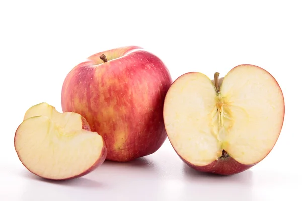 격리 된 신선한 익은 사과 — 스톡 사진