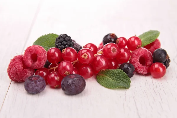 Sortiment an Beeren — Stockfoto