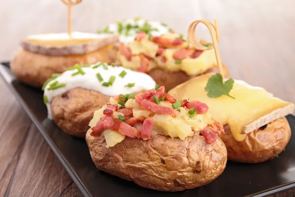 Baked potato — Stock Photo, Image