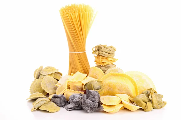Sortiment av rå färsk pasta — Stockfoto