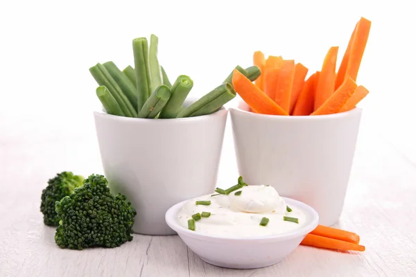 Vegetable and dip — Stock Photo, Image