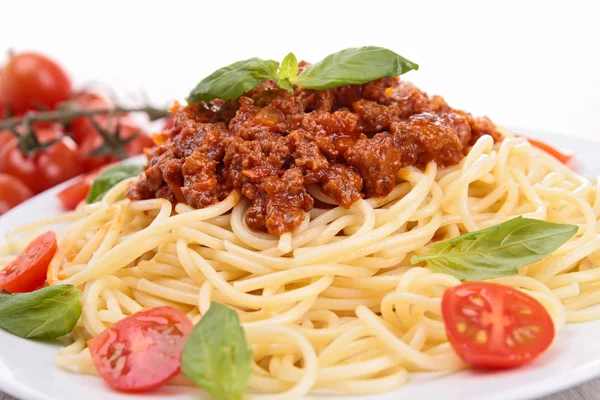 Spagetti ve domates sosu. — Stok fotoğraf