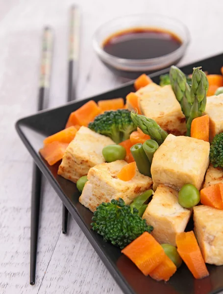 Tofu y verduras — Foto de Stock