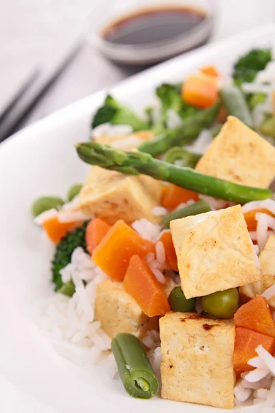 Tofu y verduras — Foto de Stock