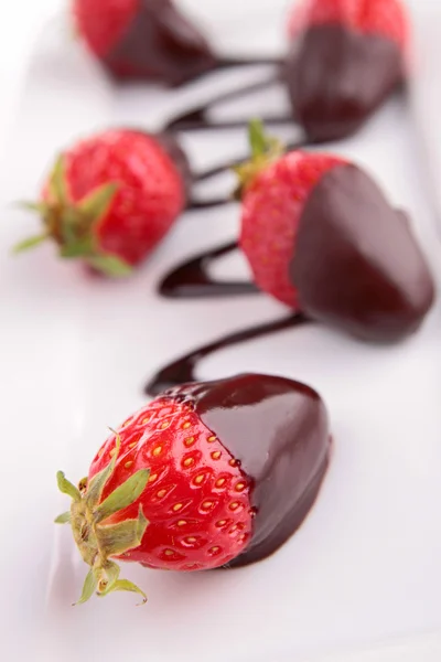 Aardbeien en chocolade saus — Stockfoto