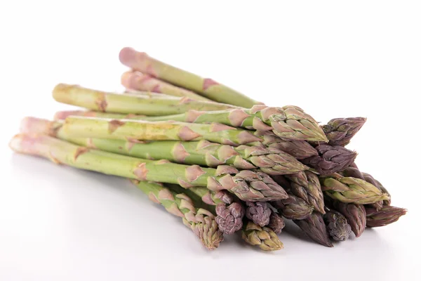 Asparagi crudi isolati — Foto Stock