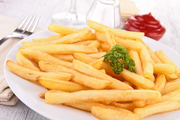 Plato de papas fritas — Foto de Stock