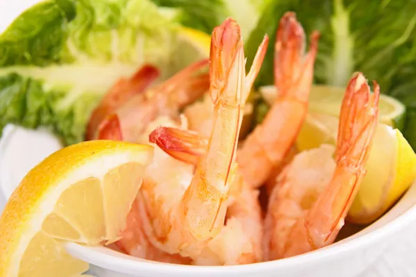 Bowl of rice with shrimp — Stock Photo, Image