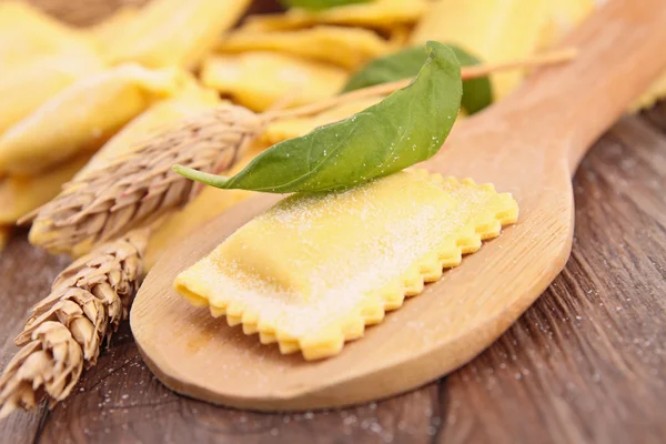 Raw fresh ravioli — Stock Photo, Image