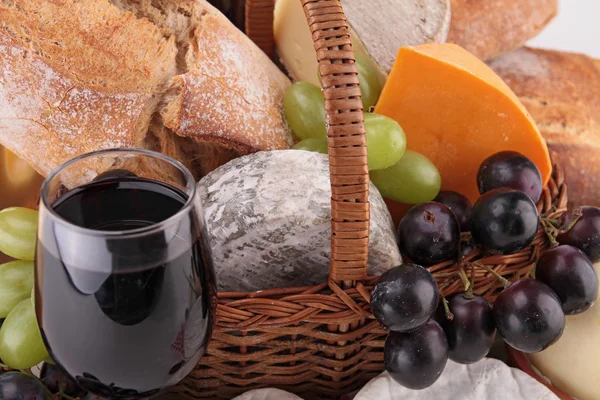 Wine,cheese,bread and grape — Stock Photo, Image