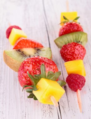 taze meyve tatlısı