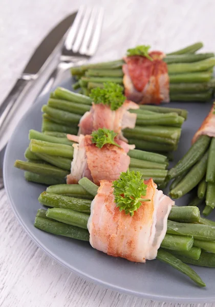 Green bean rolled with bacon — Stok fotoğraf