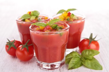 soğuk gazpacho çorbası