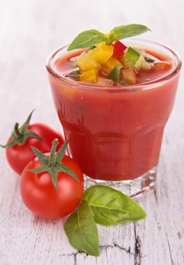 soğuk gazpacho çorbası