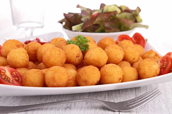 Fried potato ball with salad — Stock Photo, Image