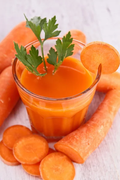 Carrot juice and parsley — Stock Photo, Image