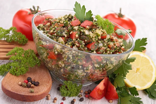 Libanonské tabbouleh — Stock fotografie