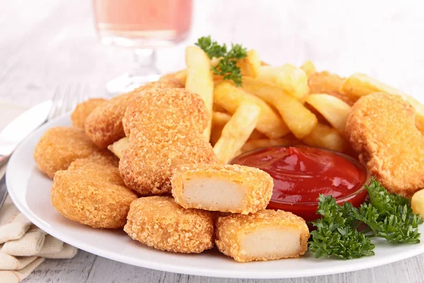 Fried chicken nuggets — Stock Photo, Image