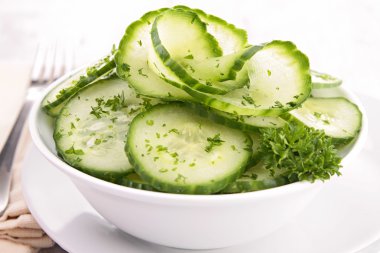 tabak salatalık salatası