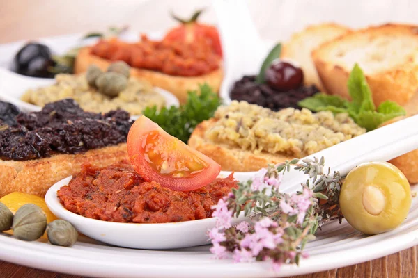 Assortiment van tapenade — Stockfoto