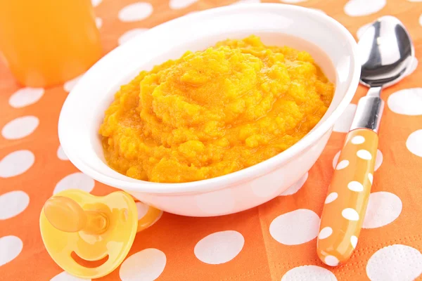 Comida para bebés, puré de zanahoria — Foto de Stock