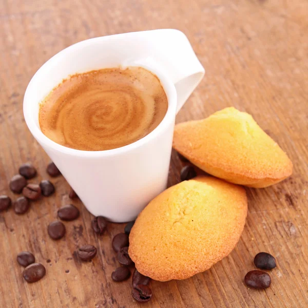 Coffee and madeleine — Stock Photo, Image