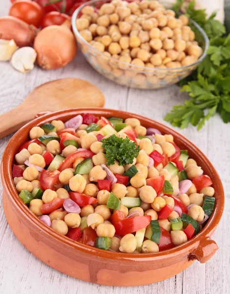 Chickpea salad — Stock Photo, Image